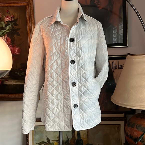Burberry Jackets & Blazers - Burberry white quilted coat